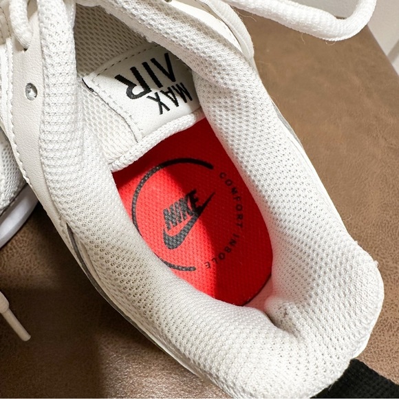 Nike Air Max AP Summit Sneakers White Mens sz 10 main image 4